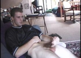 Amateur Collin Beating Off